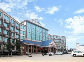 Sanhu Lake Holiday Hotel Xianning