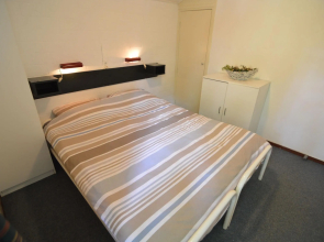 Detached Bungalow With Lovely Covered Terrace