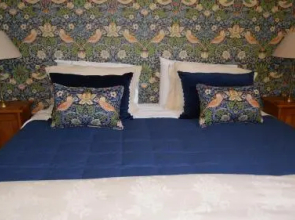 Gemss Bed  Breakfast
