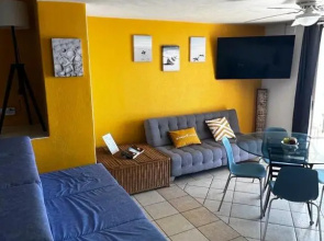 BEACHFRONT 14 Floor