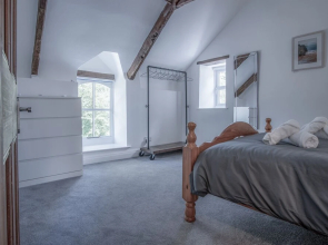 White Mill - 4 Bed - Lampeter Velfrey
