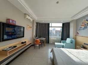 City Premium Hotel (Luoding Bus Station)