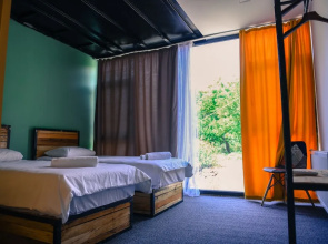 Arevi Hotel