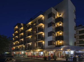 Hotel Lira