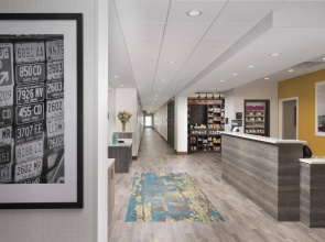 Hampton Inn Miami - Airport East, FL