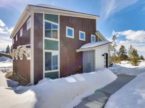 Fraser Vacation Rental - Shuttle to Winter Park!