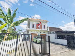 SPOT ON 93020 Rumah Singgah Ganjuran