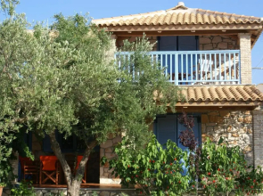 Lithos stone house (Ionio holidays)