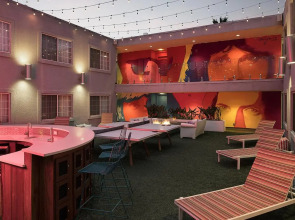 The Kinney - Venice Beach