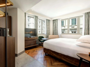 DoubleTree by Hilton Rome Monti