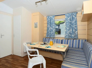 Cozy Chalet with Terrace in a Wooded Area Close To Agde