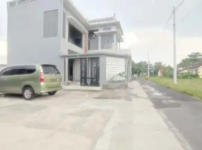 RedDoorz near Graha Saba Buana 2