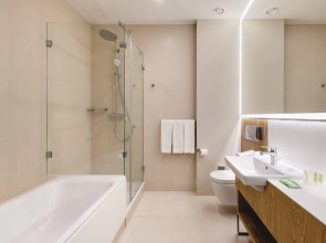 Courtyard by Marriott Warsaw Airport