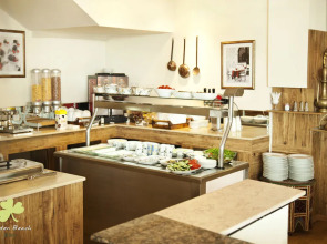 Golden Beach Hotel Tel Aviv