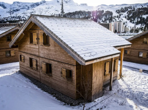 Apartment in Wooden Building in the Nice Superdévoluy