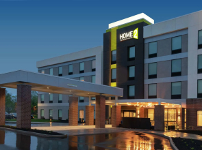 Home2 Suites by Hilton Indianapolis Airport