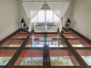 Huma Island Resort & Spa