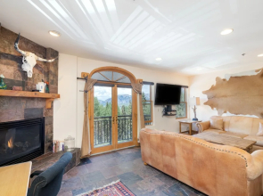 Bear Creek Lodge 310 1 Bedroom Condo by Alpine Lodging Telluride