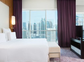 Pullman Dubai Jumeirah Lakes Towers - Hotel & Residence
