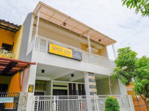 SPOT ON 2325 Singgalang Residence Syariah