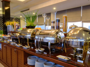 Central Park Saigon Hotel