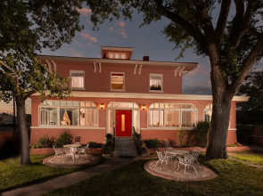 Bottger Mansion of Old Town
