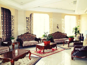 Champs Hotel(伊宁香榭丽大酒店)