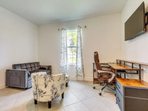 Beach-hop & Golf! Port St Lucie Apt w/ Shared Yard
