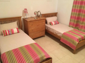 Excellent 2 bed Apartment