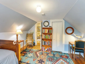 14 Mi to Schoodic Point: Gouldsboro Artists Home