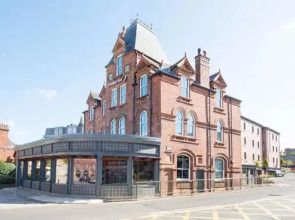 Premier Inn Leek Town Centre