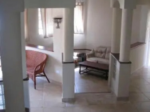 Maya's Bajan Villas - Unit A