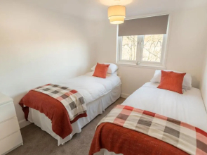 Riverside View Apartment