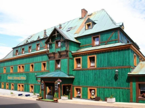 Hotel Zelený Dům