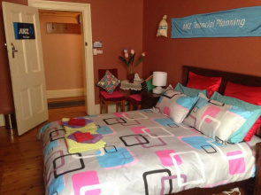 Wozza's B&B and Vault Cafe