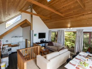 Kanuka House - Kaiteriteri Holiday Home
