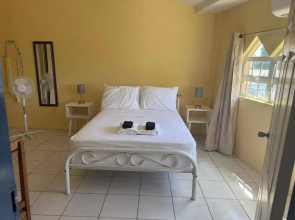Charming Studio in Port of Spain With Pool Access