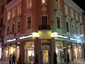 Promenade Inn