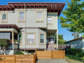 Pet-friendly Condo < 2 Mi to Alameda Beach!
