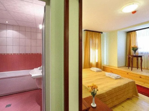 Rachev Hotel Residence