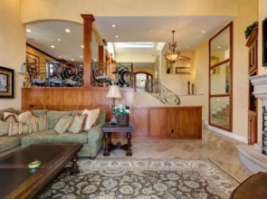 317 Carnation, Corona Del Mar