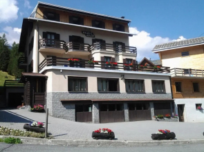 Hotel Meublè Adler