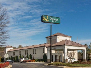 Quality Inn Richmond Airport
