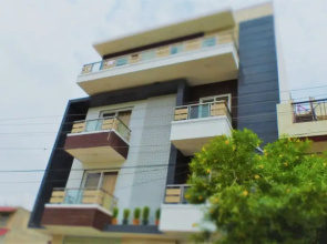Hotel Sai Village Cyber Park