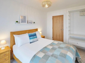 Host Stay 3 Queens Court