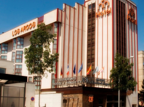 Hotel AR Los Arcos