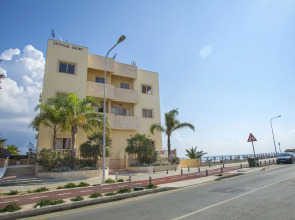 Mackenzie Eftyhia Suite