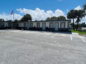 1915 Beach Club