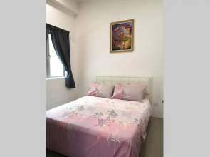 W7Homestay GoldenHill NightMarket