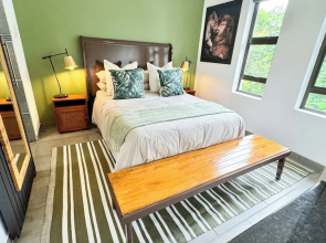 Luxury Apartment St Lucia 43 On the Bridge